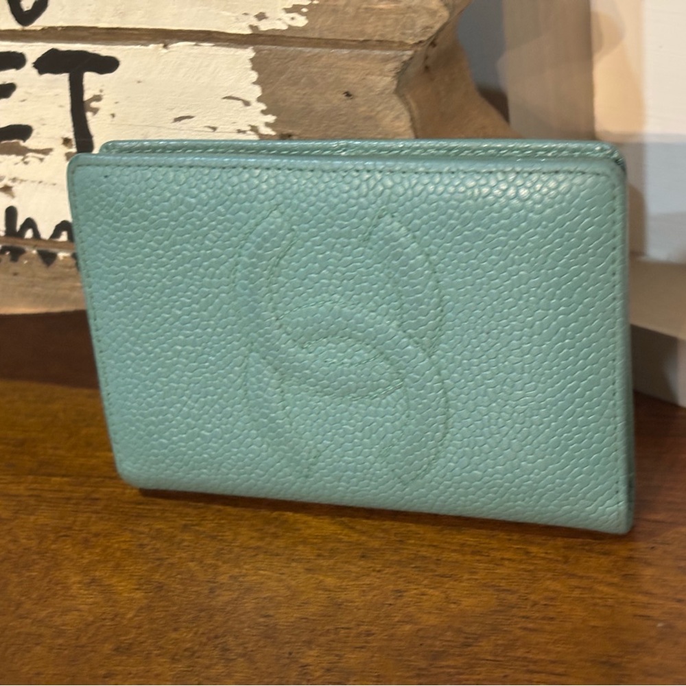 CHANEL Caviar Leather small Wallet - Picture 9 of 9